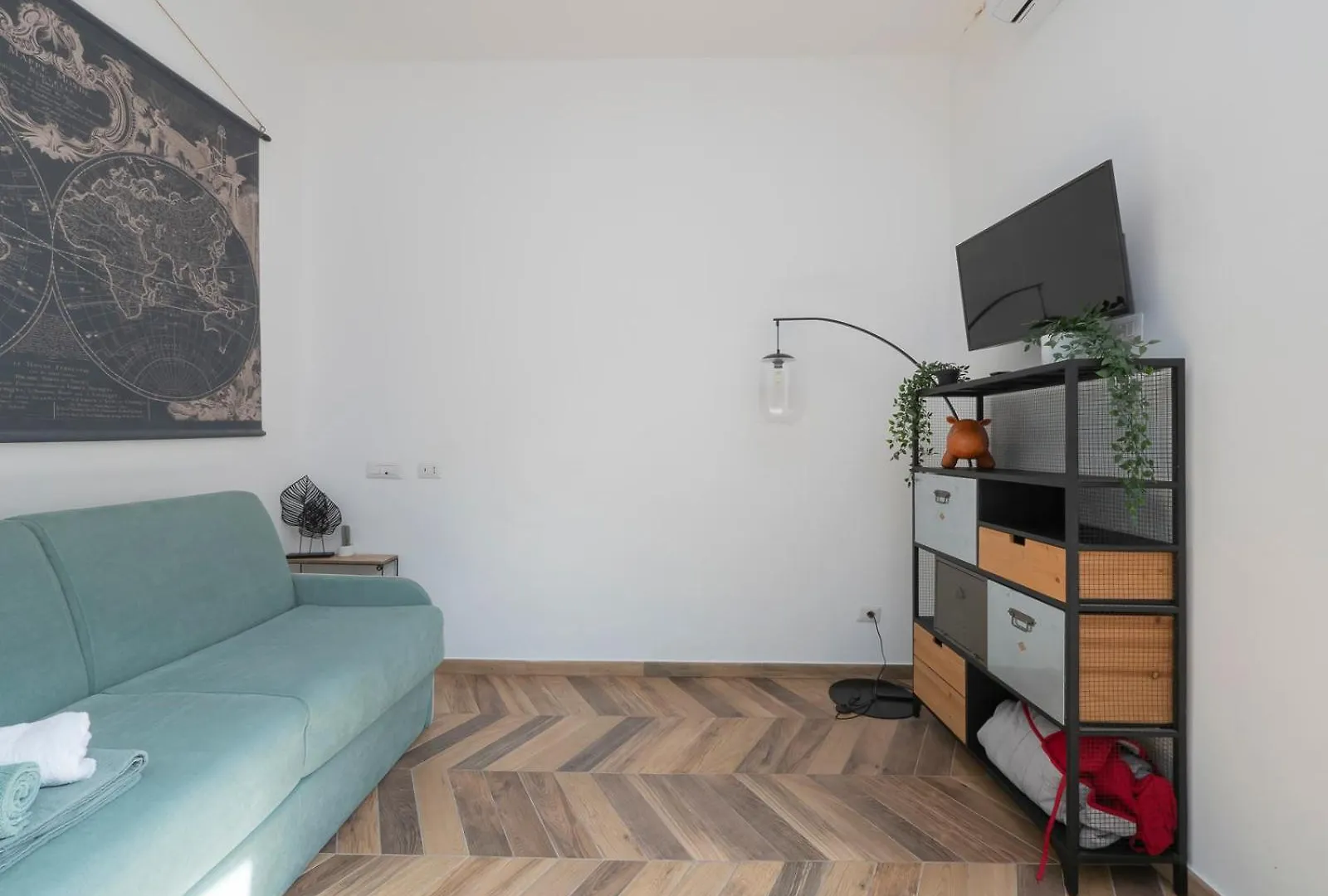 Ihost Cozy Studio - Agnesi 15 Milão 0*,  Itália